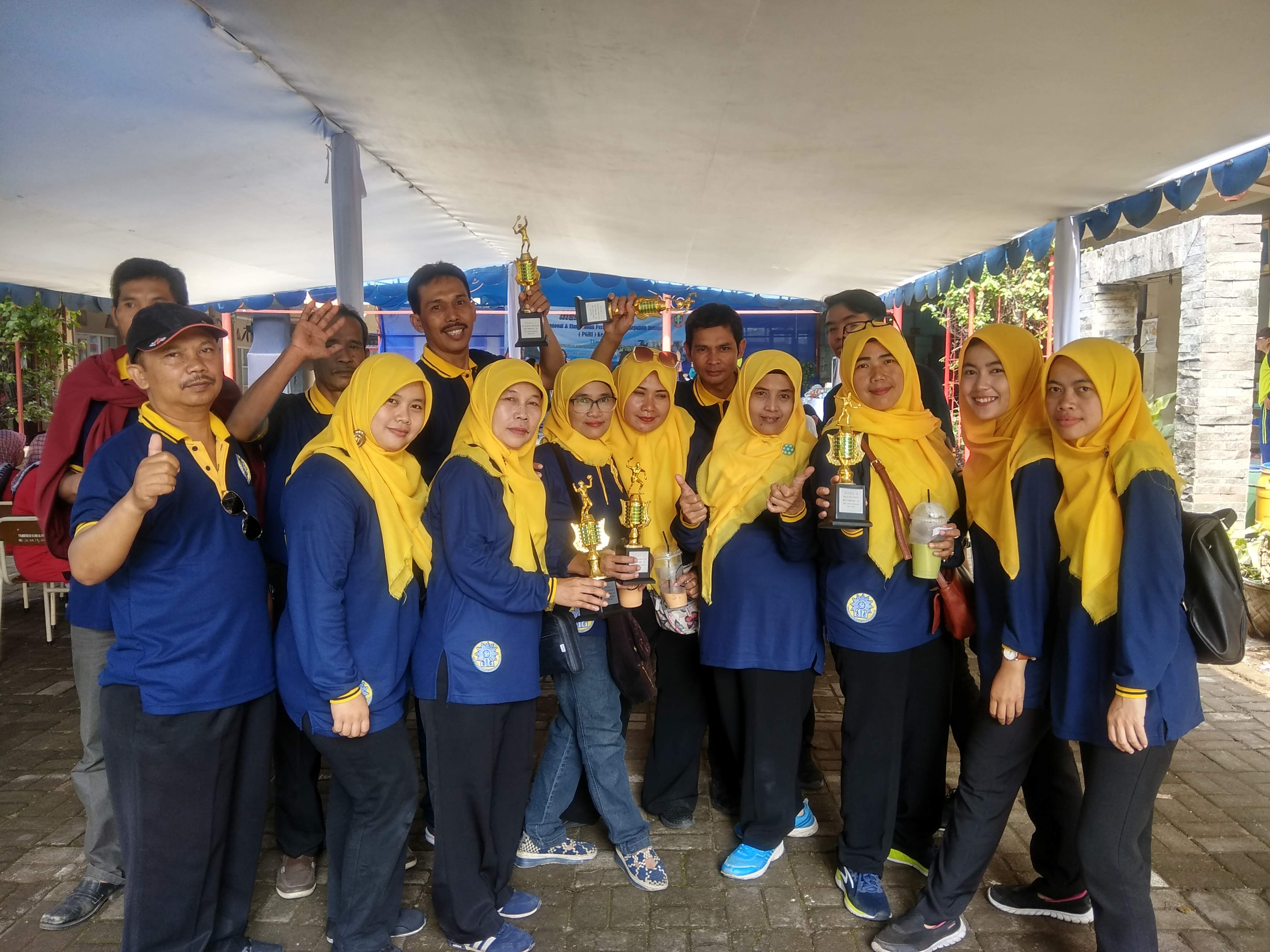 Juara Umum HUT PGRI