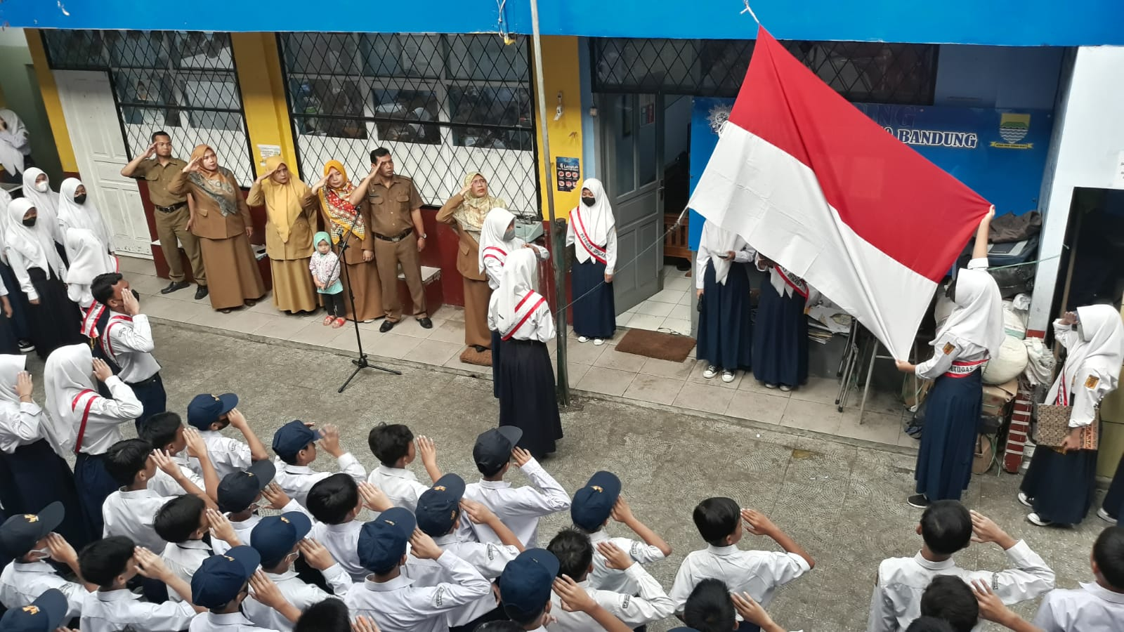 UPACARA BENDERA